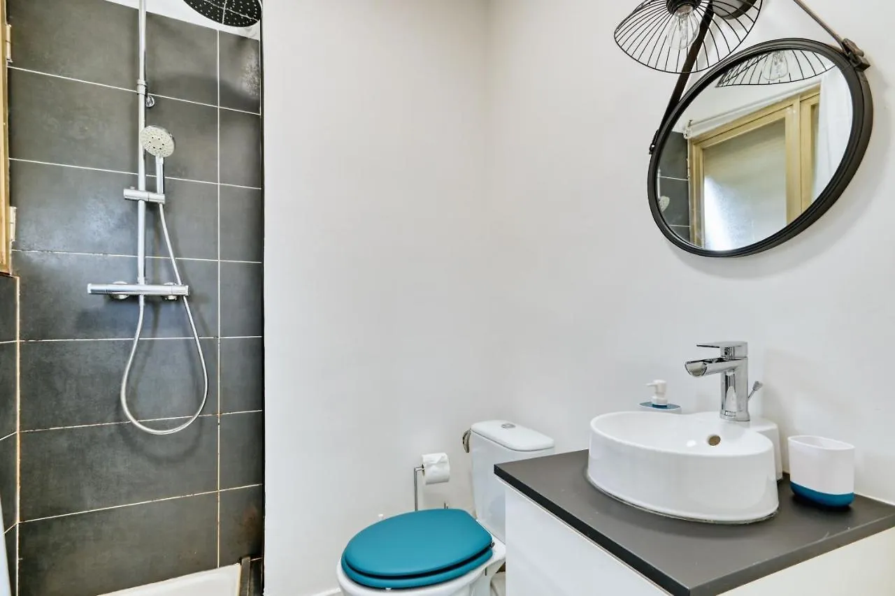 Paradis Prado Furnished Apartment Marseille 0*,